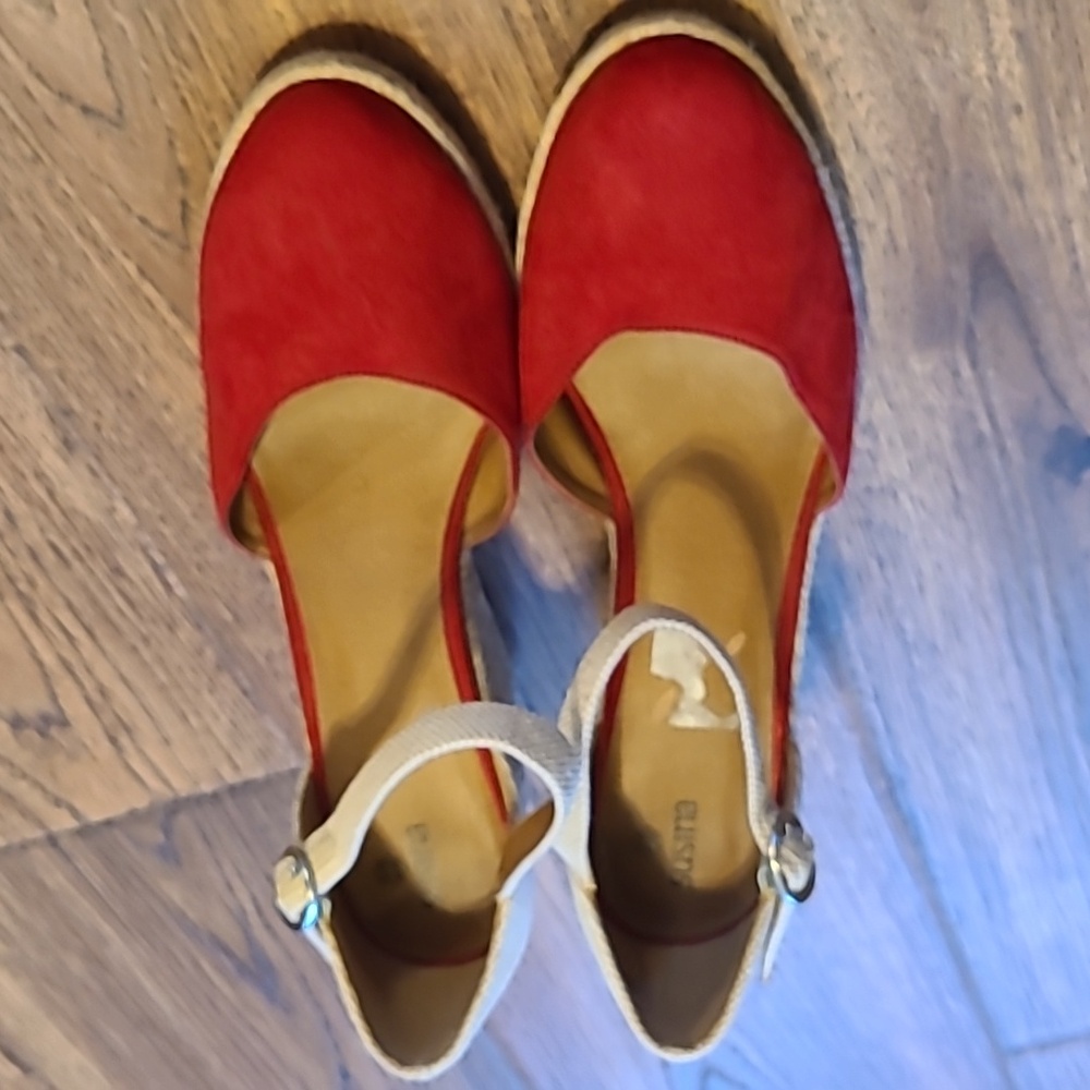 Shoes, Women's Susina wedges size 11 Red